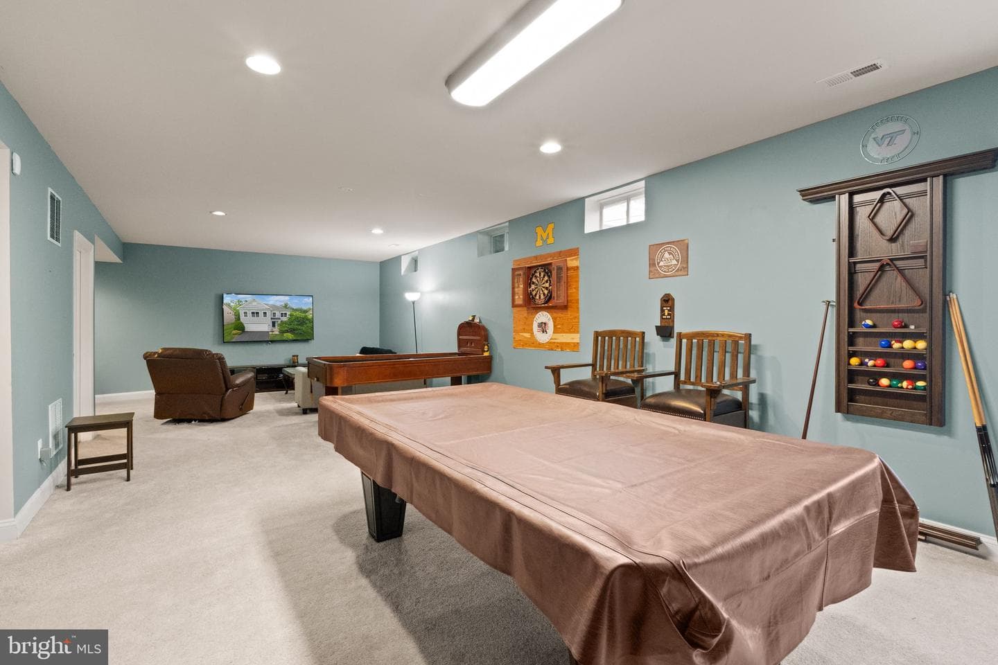 6874 Noyes Avenue photo 32