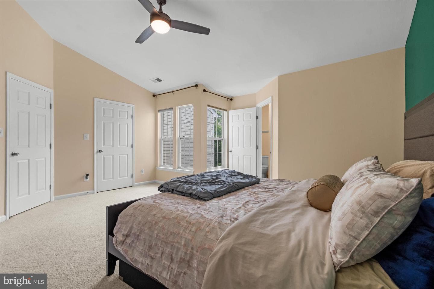 7104 Wheeling Way photo 20