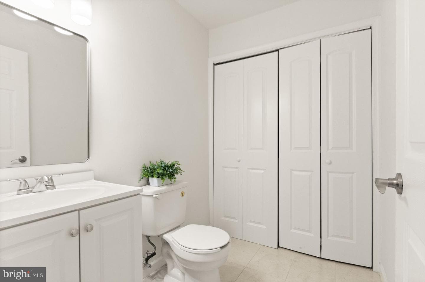 14748 Tamarack Place photo 16