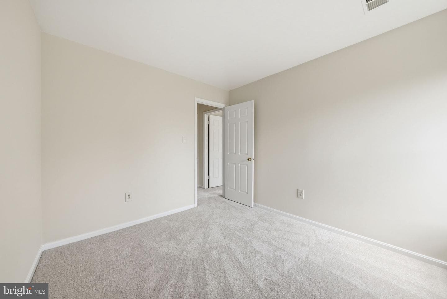 3564 Veronica Lane photo 24
