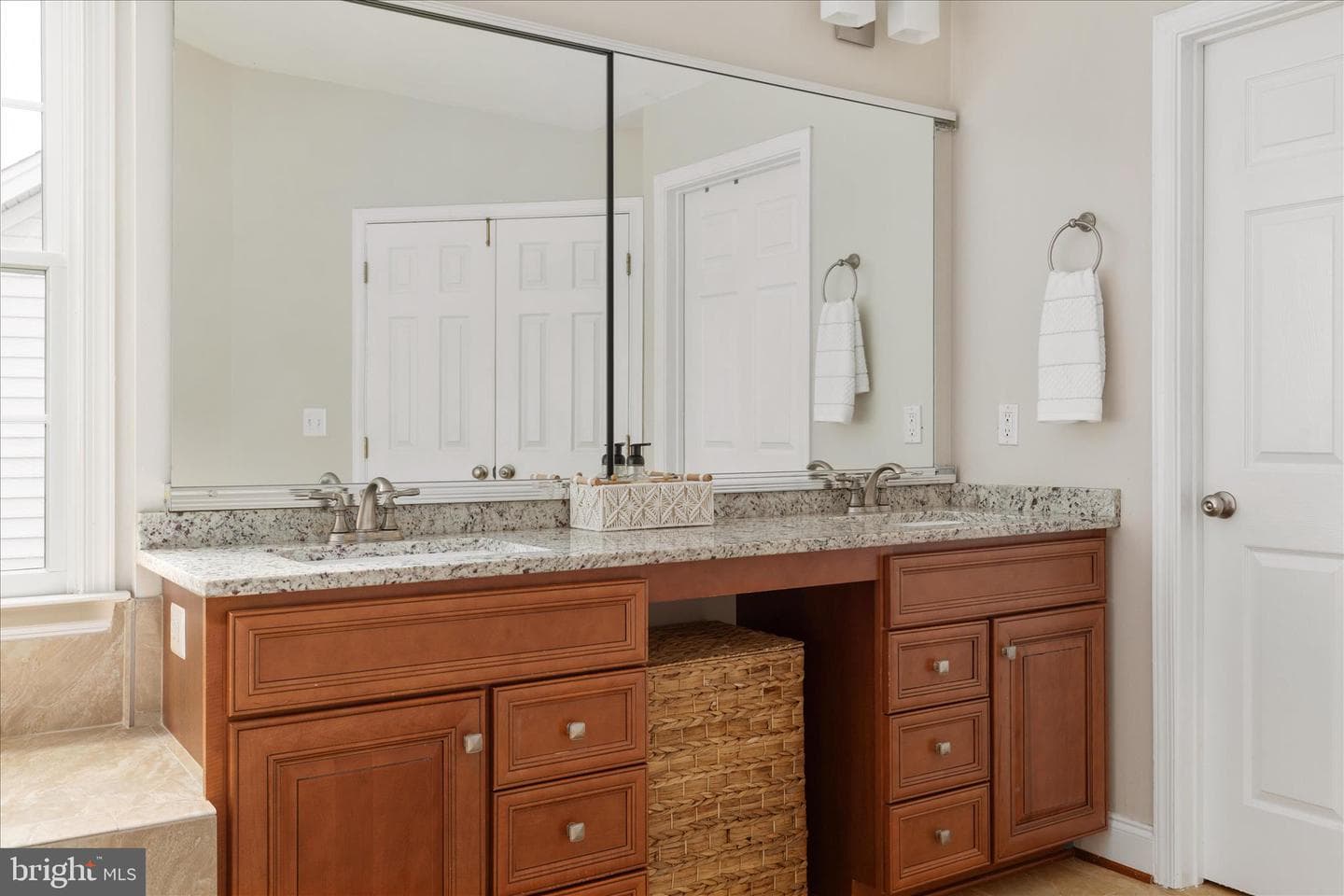 5586 Tucson Court photo 25