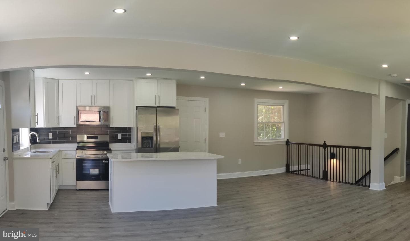 1419 E Street photo 8