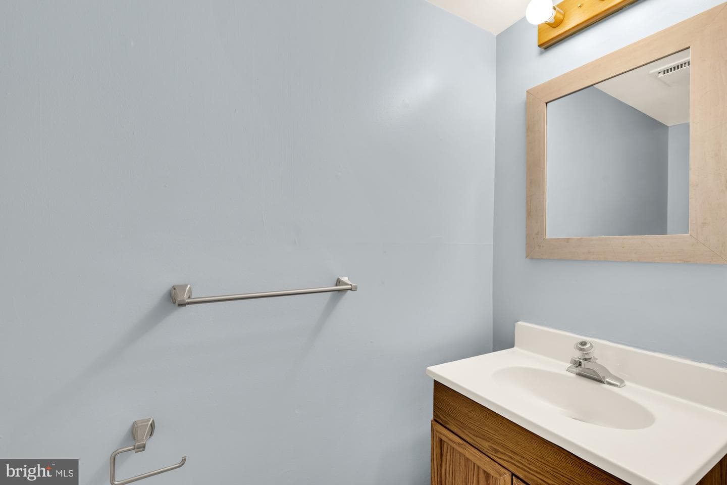 2103 Old Landing Way photo 19