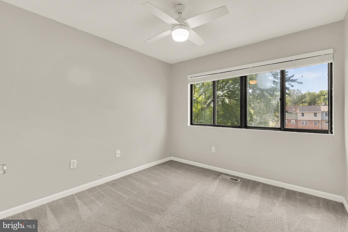 2103 Old Landing Way photo 26