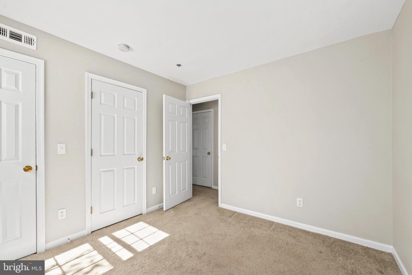 3620 Sherbrooke Circle #304 photo 13