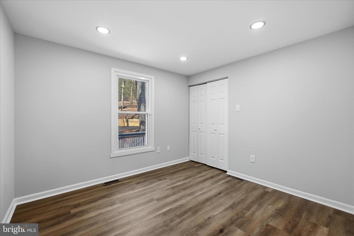 1411 Mercer Road photo 32
