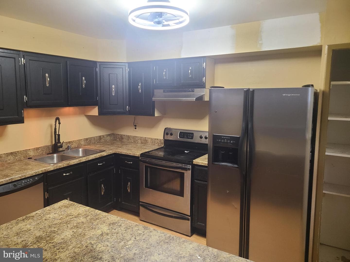 14120 Morrison Ct photo 4