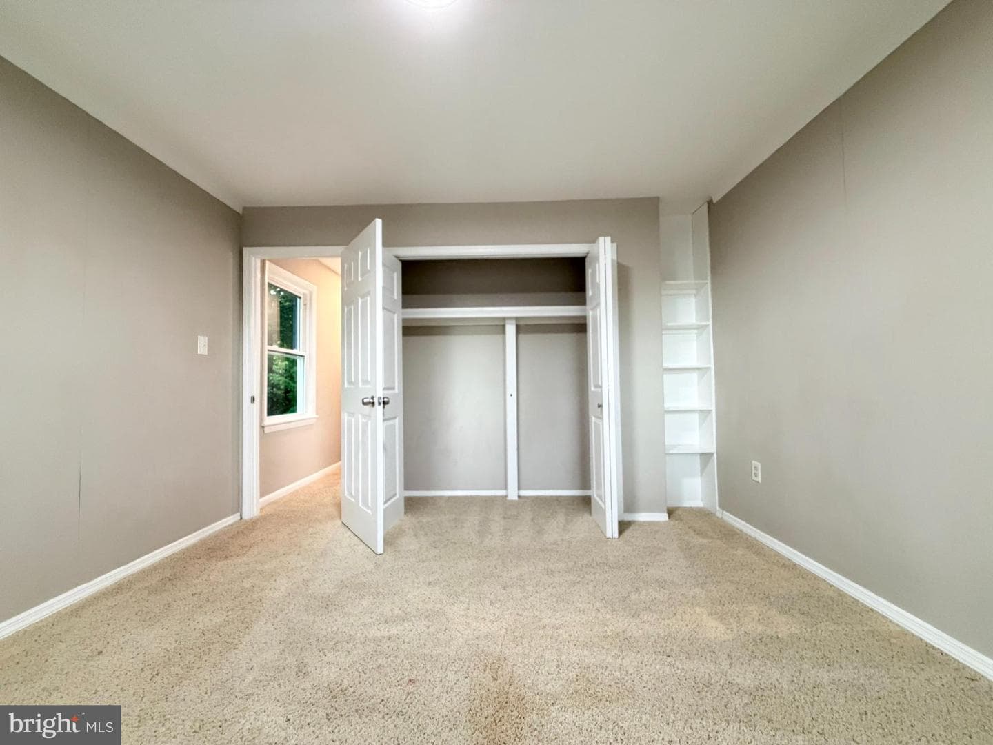 2823 Chablis Circle photo 13