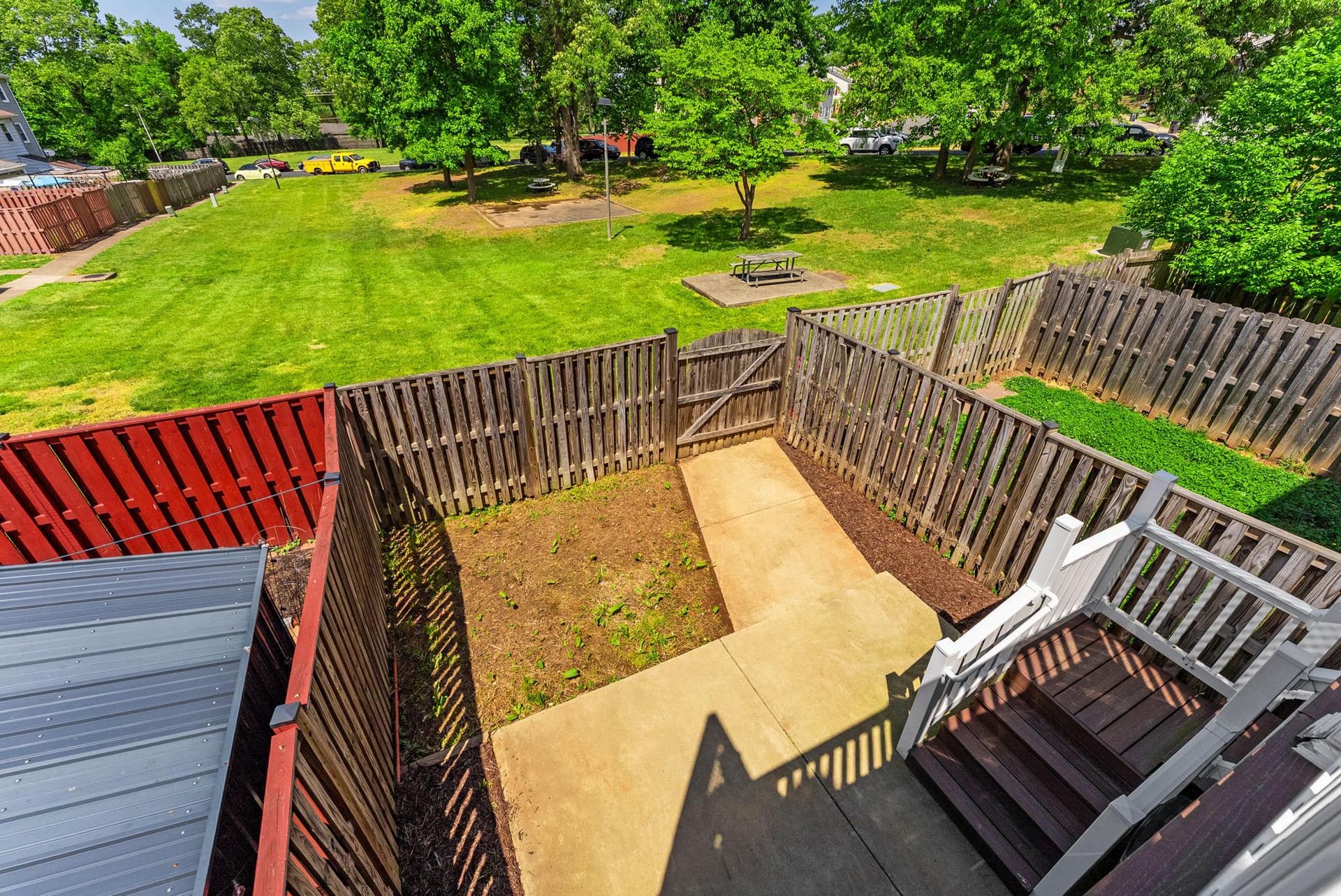 8636 Newton Place photo 23
