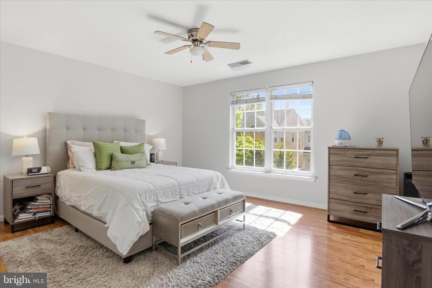 8812 Fenimore Place photo 16