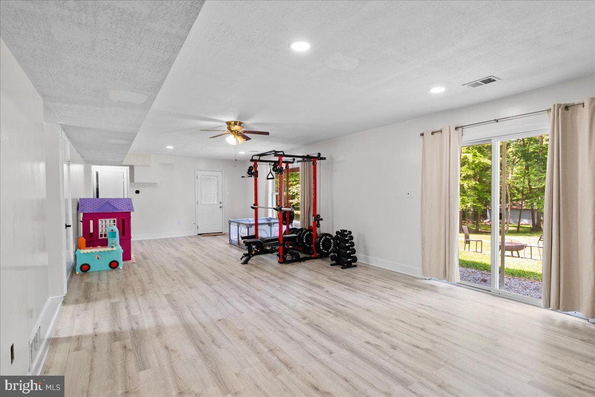 7200 Ridgeway Dr photo 30