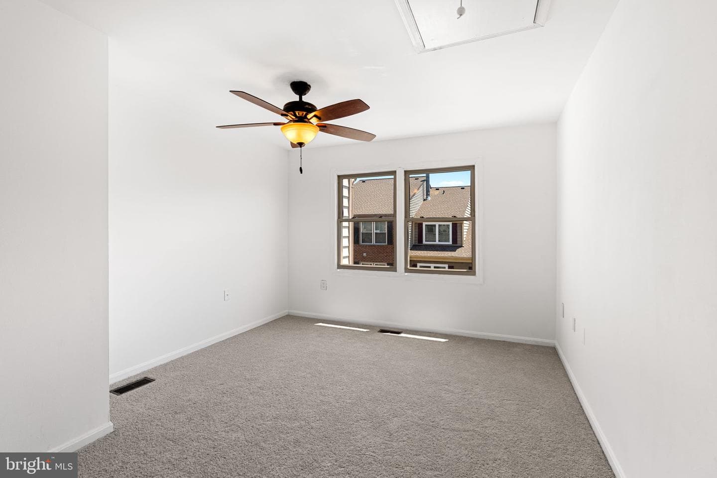 7559 Belle Grae Drive photo 36