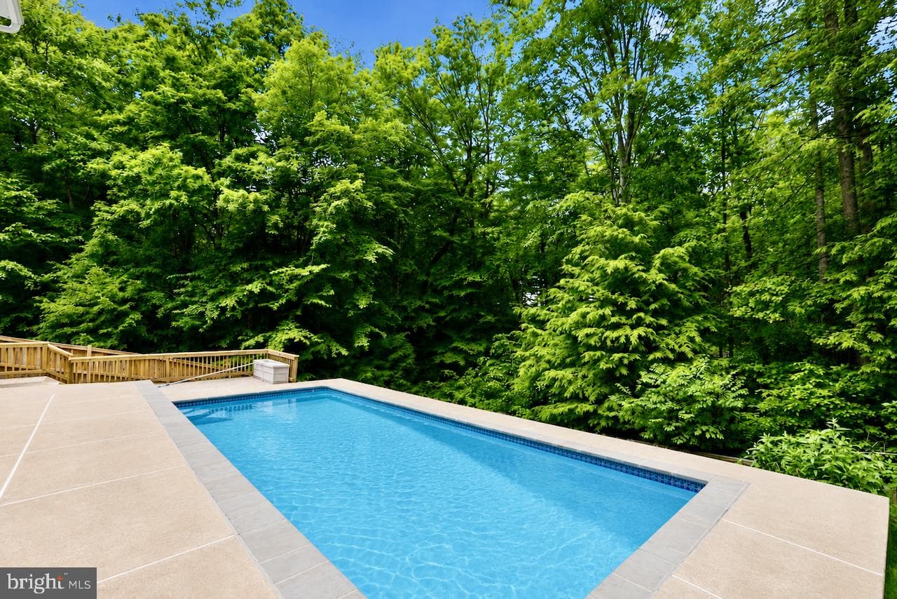 11905 Falling Creek Dr photo 39