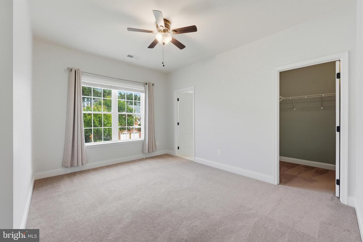 15413 Admiral Baker Circle photo 36