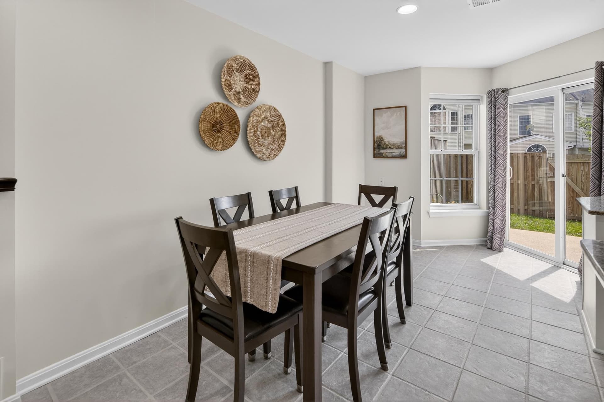 13735 Denham Way photo 9