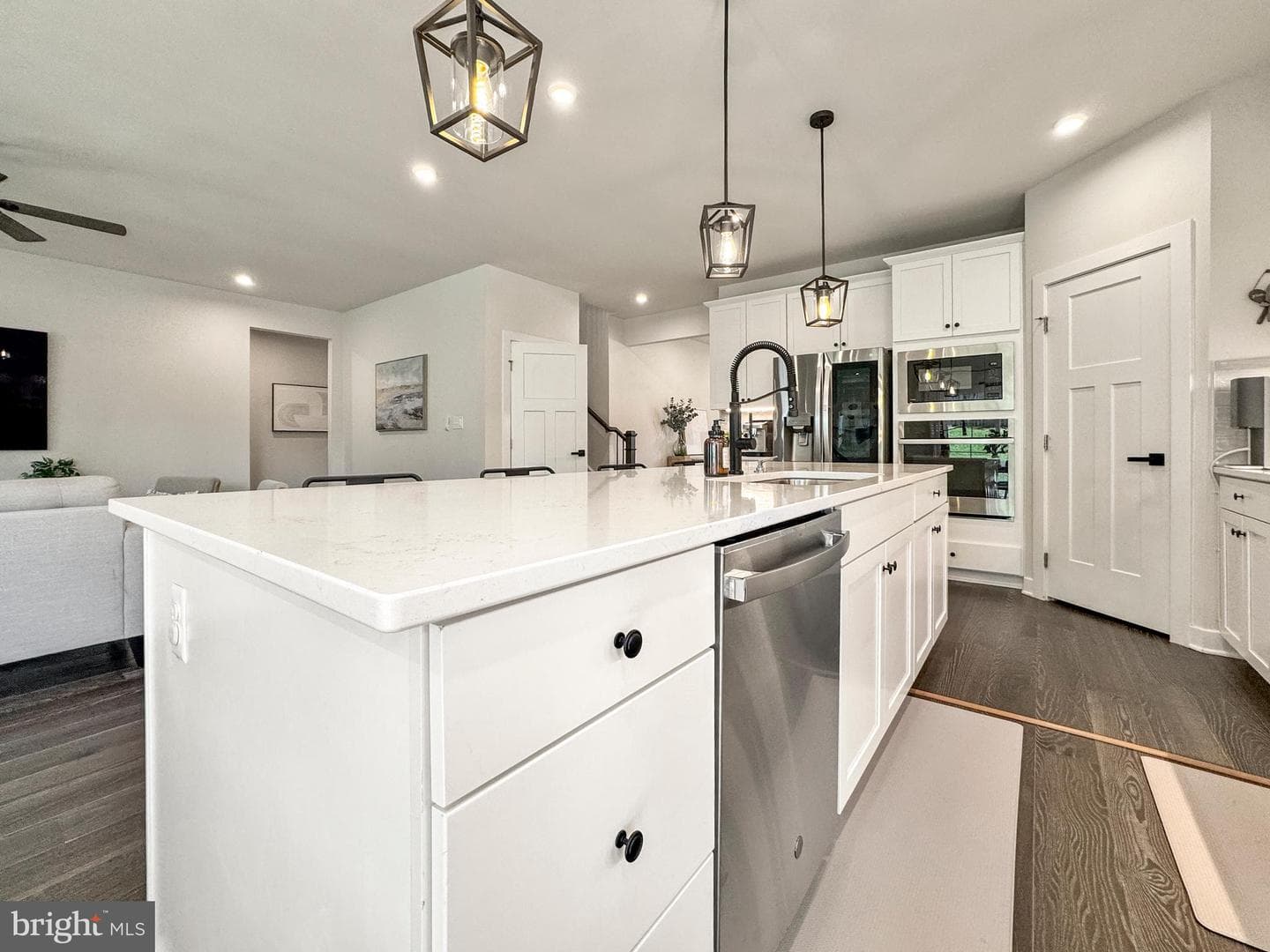 15179 Haymarket Landing Drive photo 21