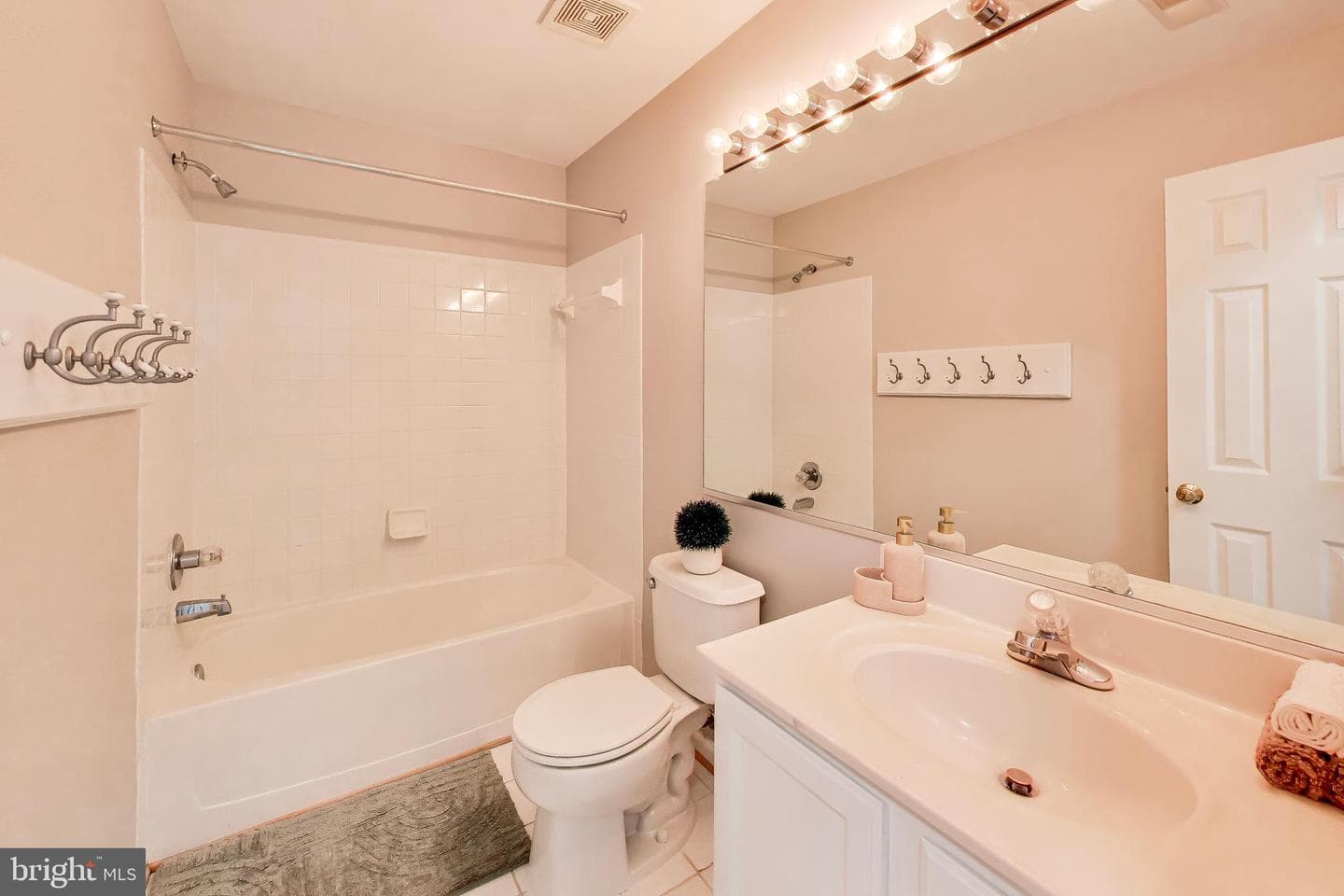 3546 Moon Way photo 28