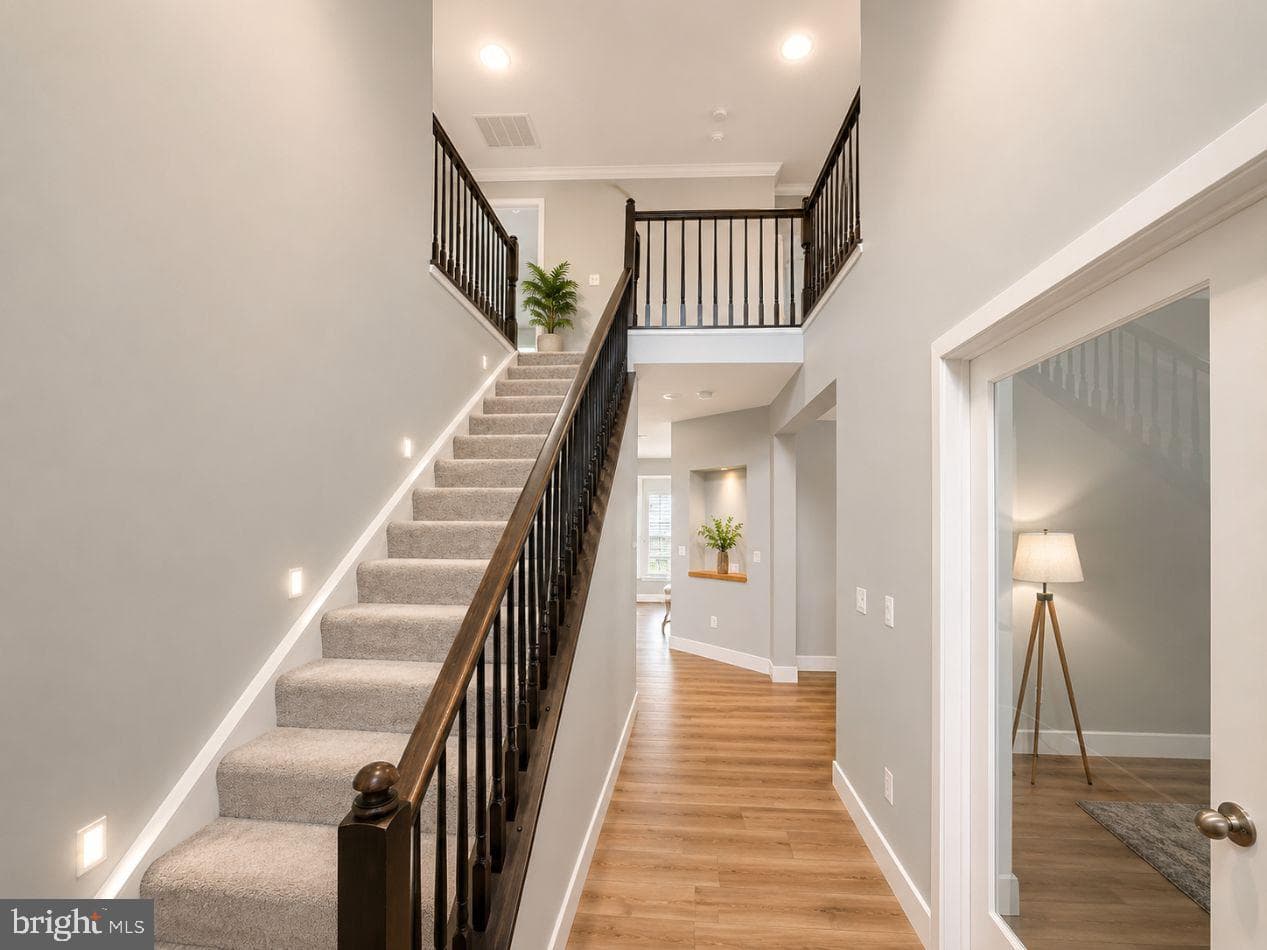 6708 Edgartown Way photo 7
