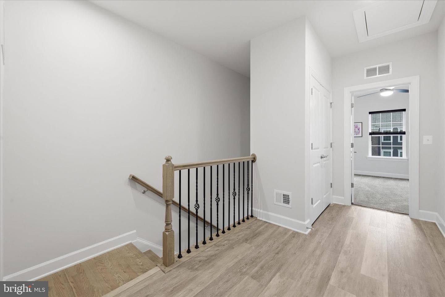 8761 Elsing Green Drive photo 19