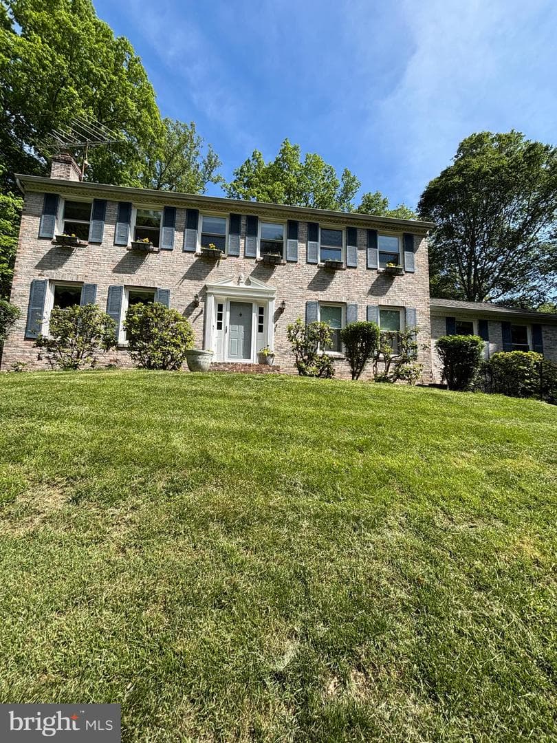 10265 Greystone Road photo 1