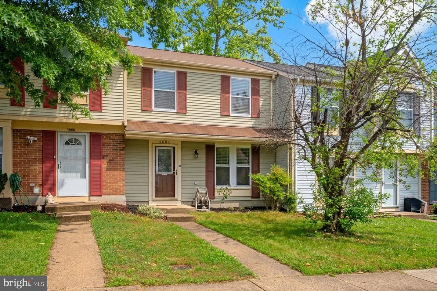 4686 Whitely Court photo 4