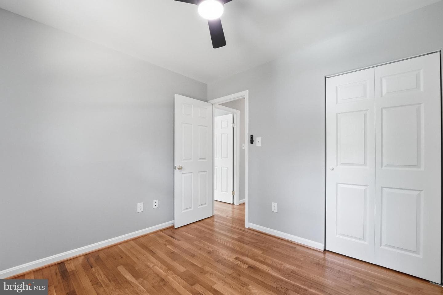 7410 Roxbury Avenue photo 15