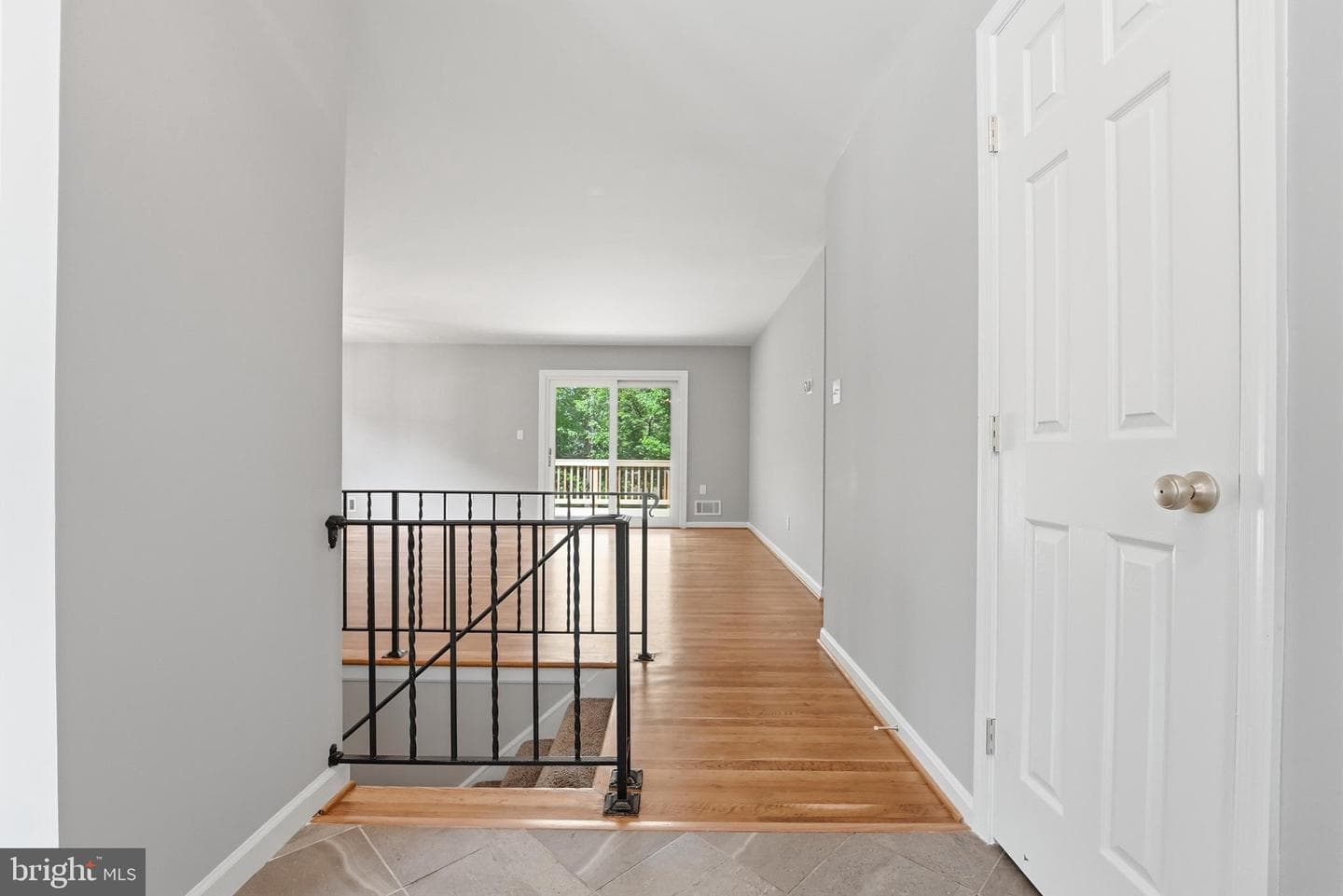 7410 Roxbury Avenue photo 8