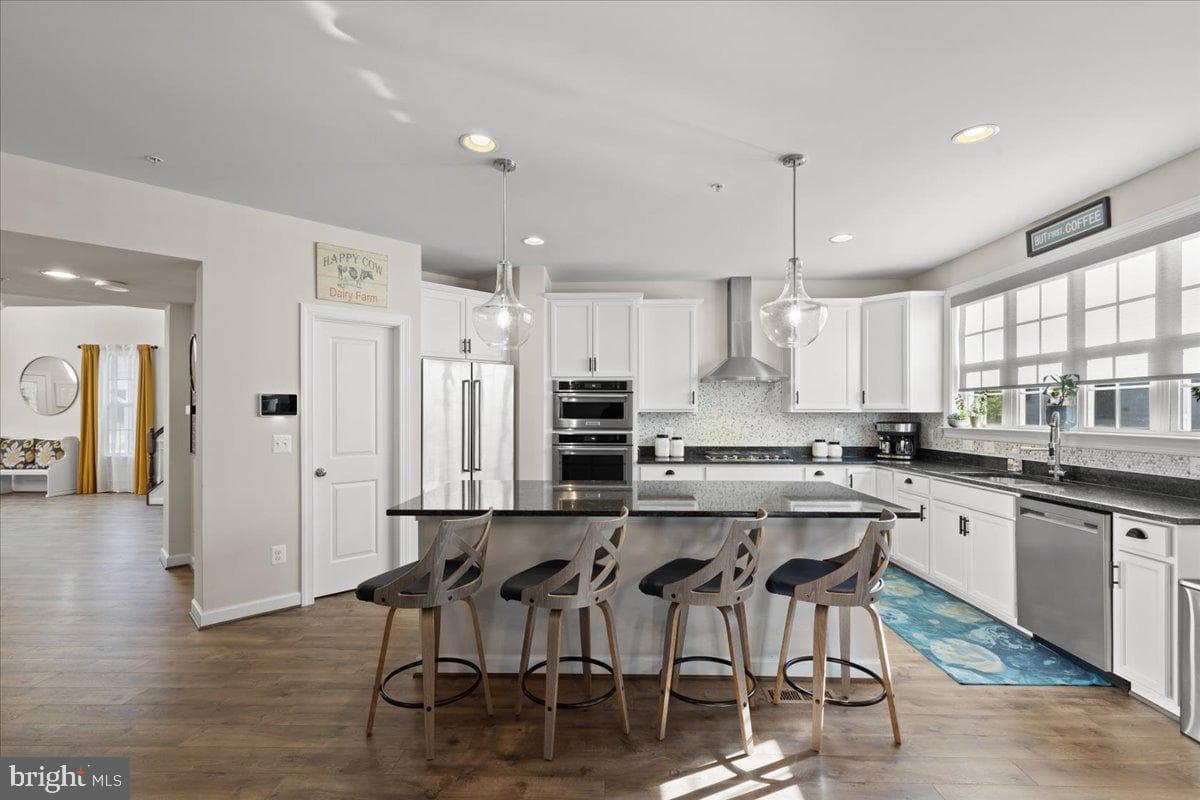 18020 Cedar Grove Ln photo 3