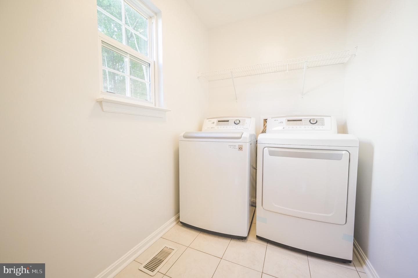 4929 Frishman Court photo 19