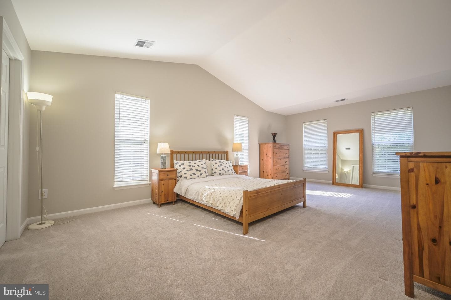4929 Frishman Court photo 21