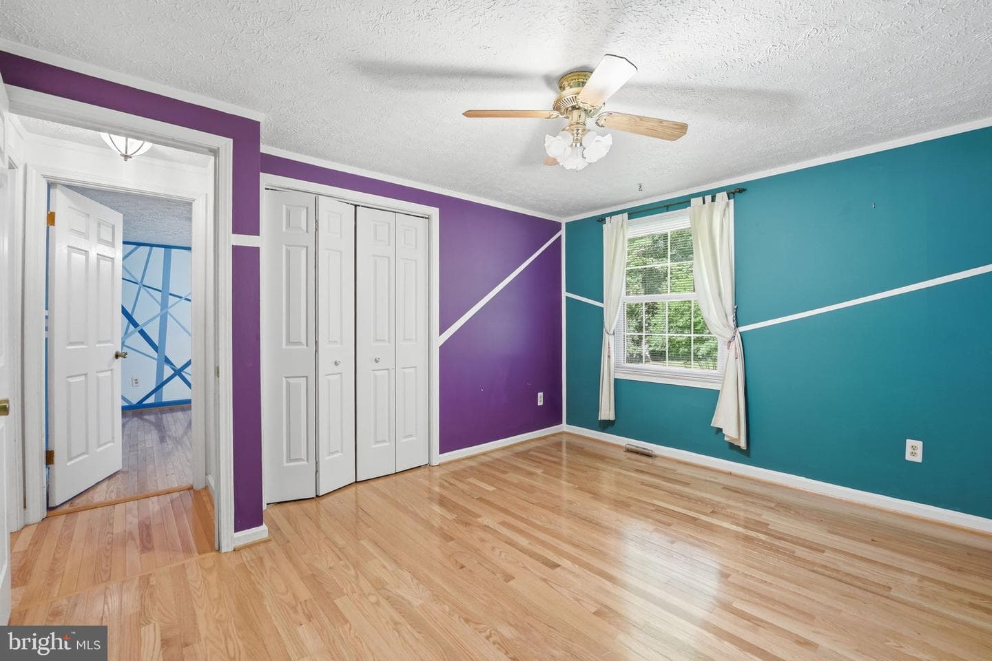 14905 January Court photo 24
