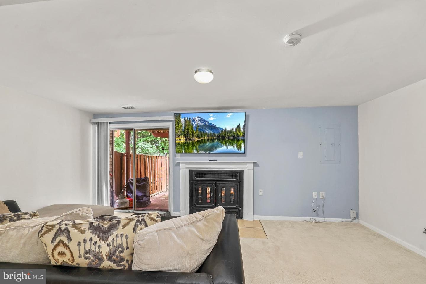 14054 Fallbrook Ln photo 21
