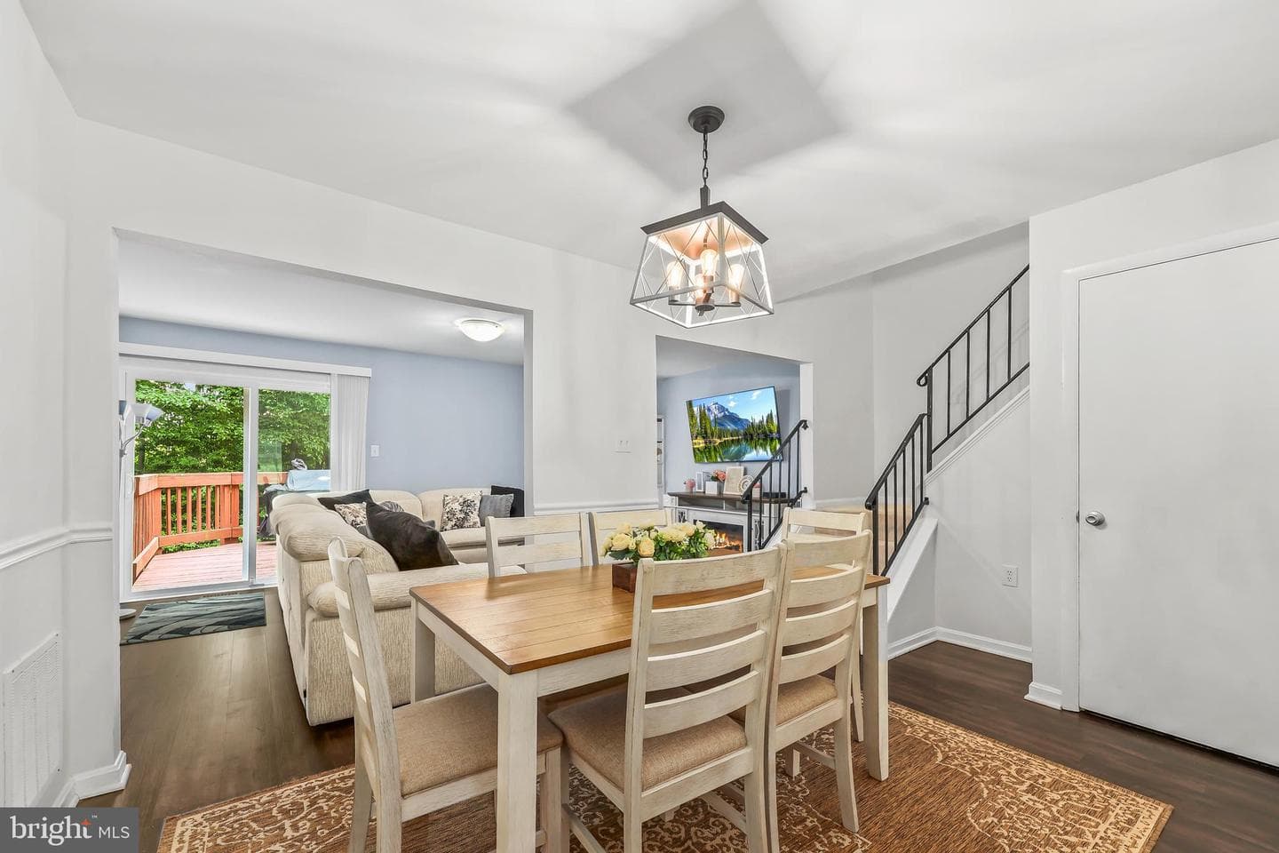 14054 Fallbrook Ln photo 5