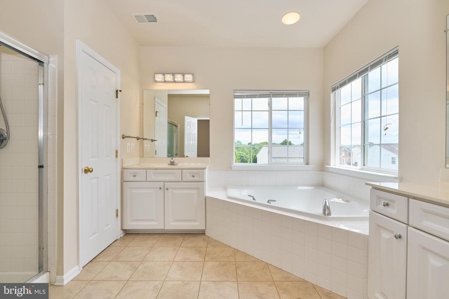 8553 Daltons Grove Way photo 38