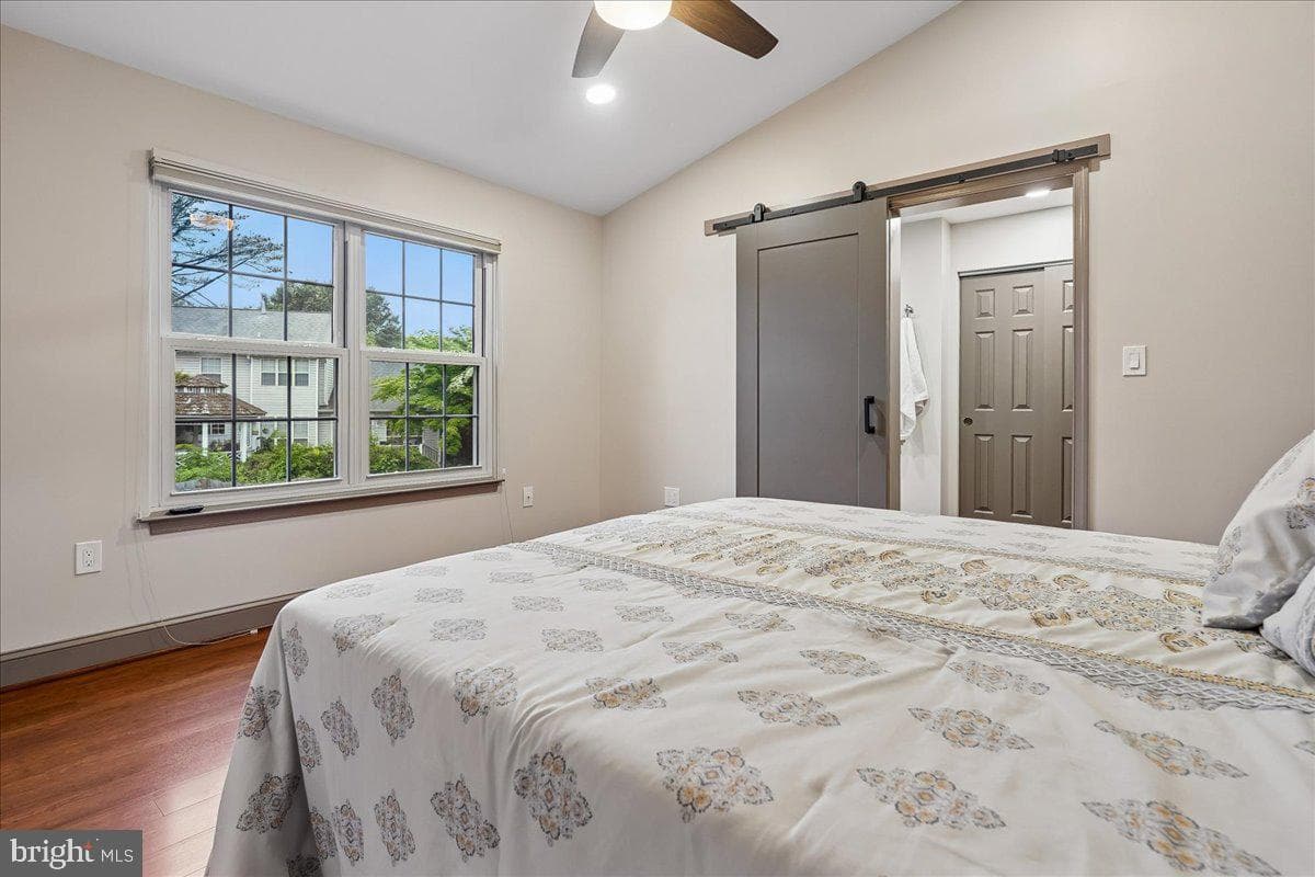 14716 Cloyd Way photo 18