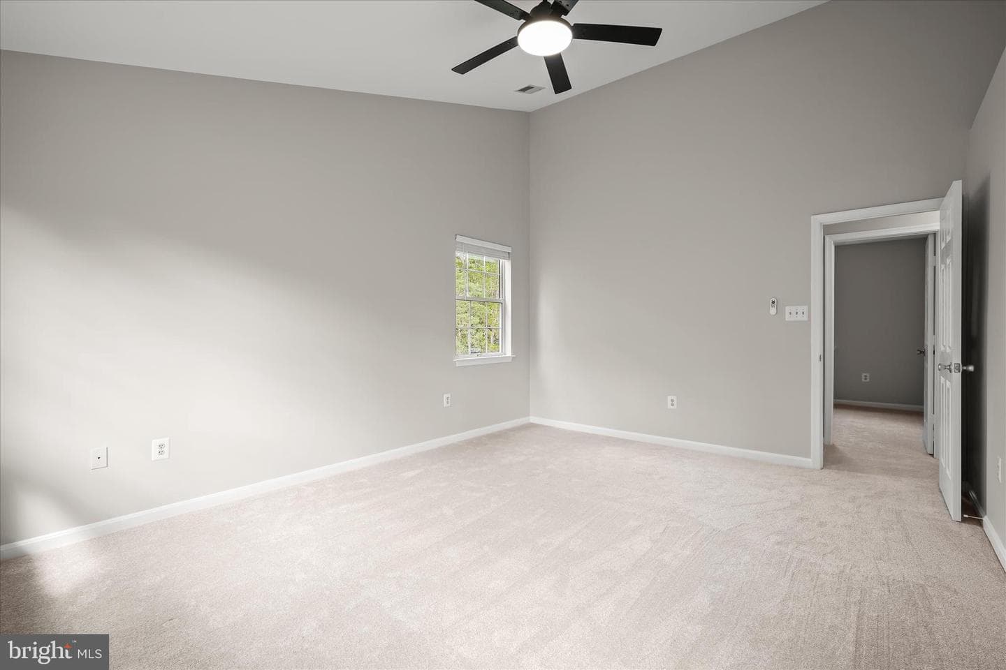 8229 Sunset Drive photo 30