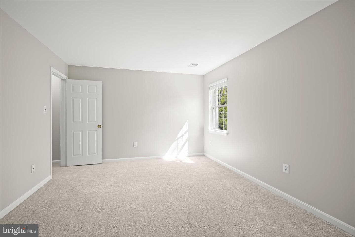8229 Sunset Drive photo 37