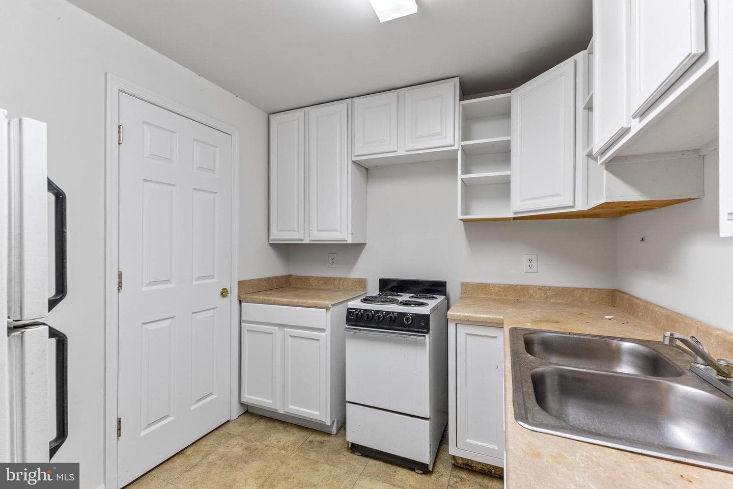 8227 Katie Lynn Ct photo 28