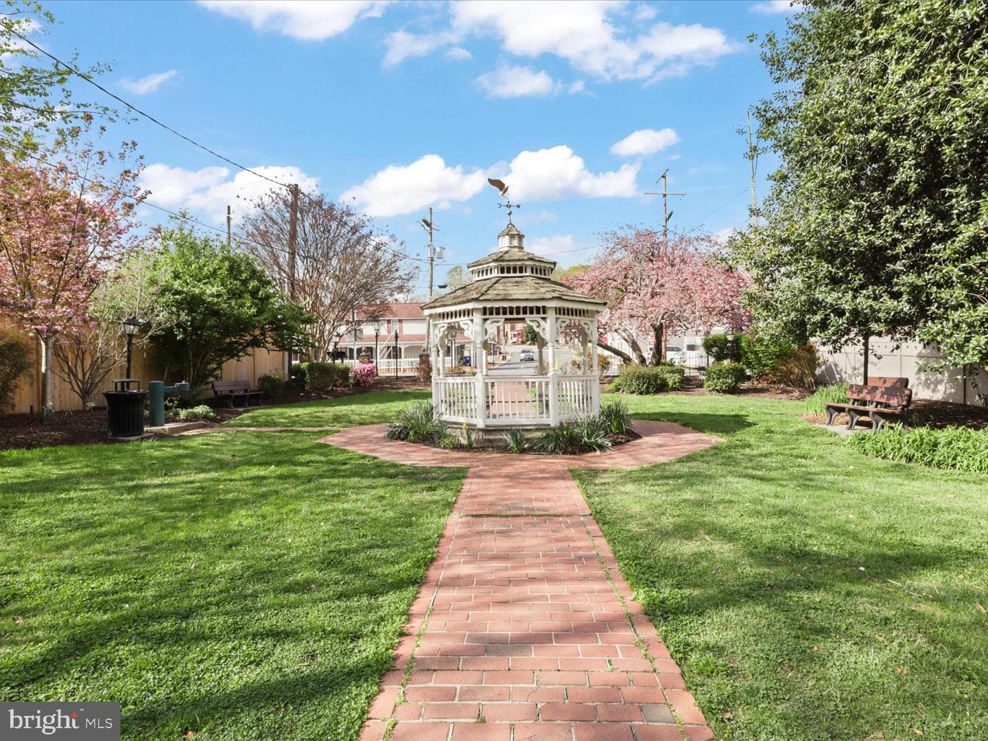 16106 Benedict Court photo 39
