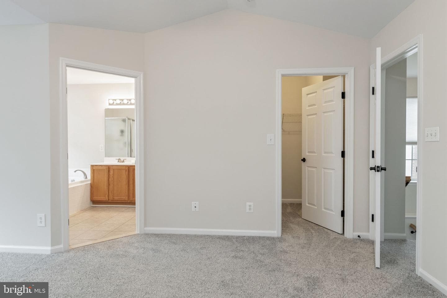 15720 Viewpoint Cir photo 24