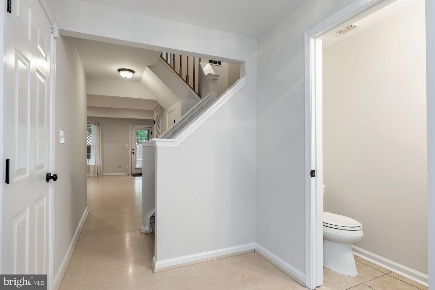 15720 Viewpoint Cir photo 4