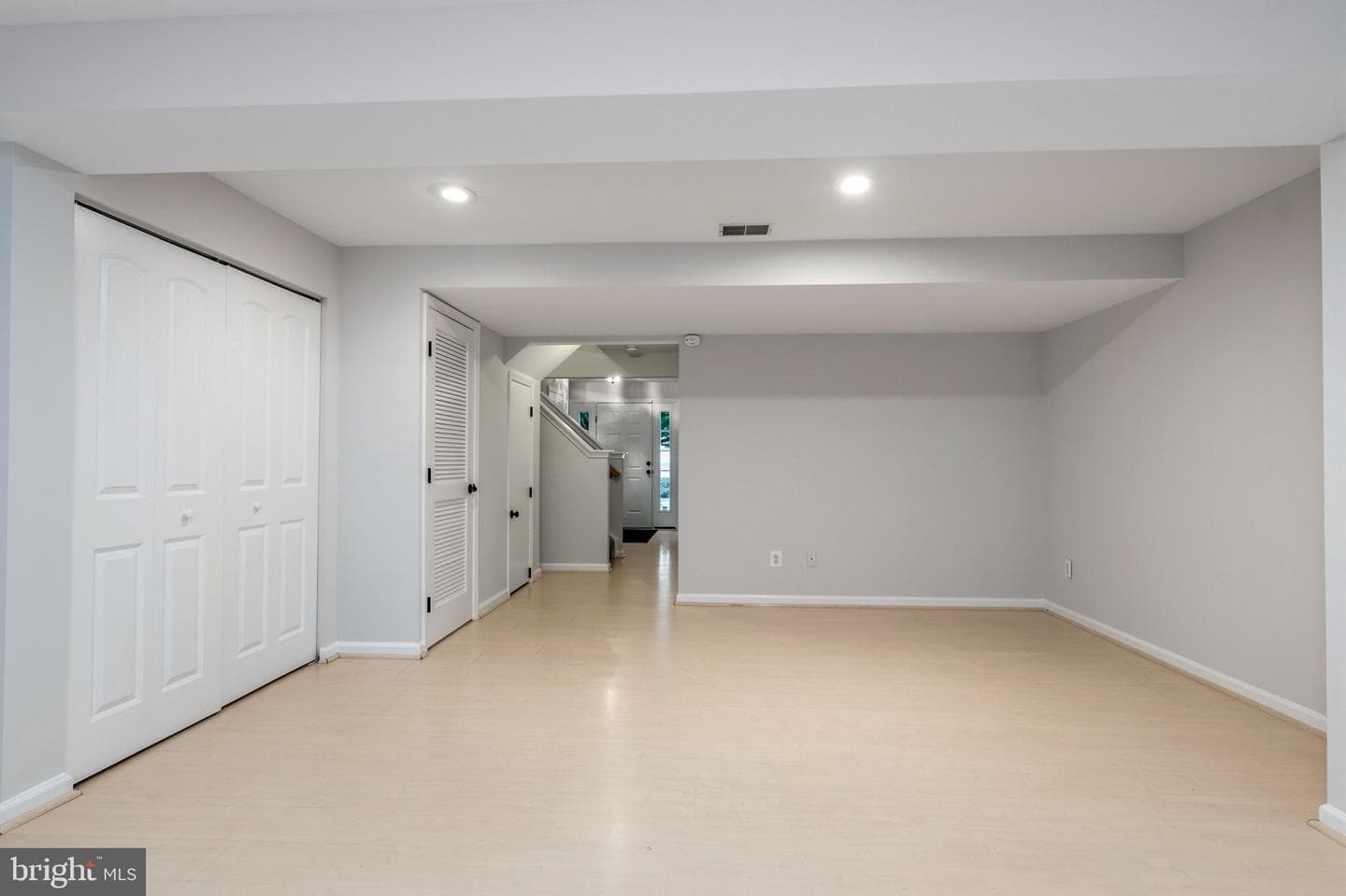 15720 Viewpoint Cir photo 9