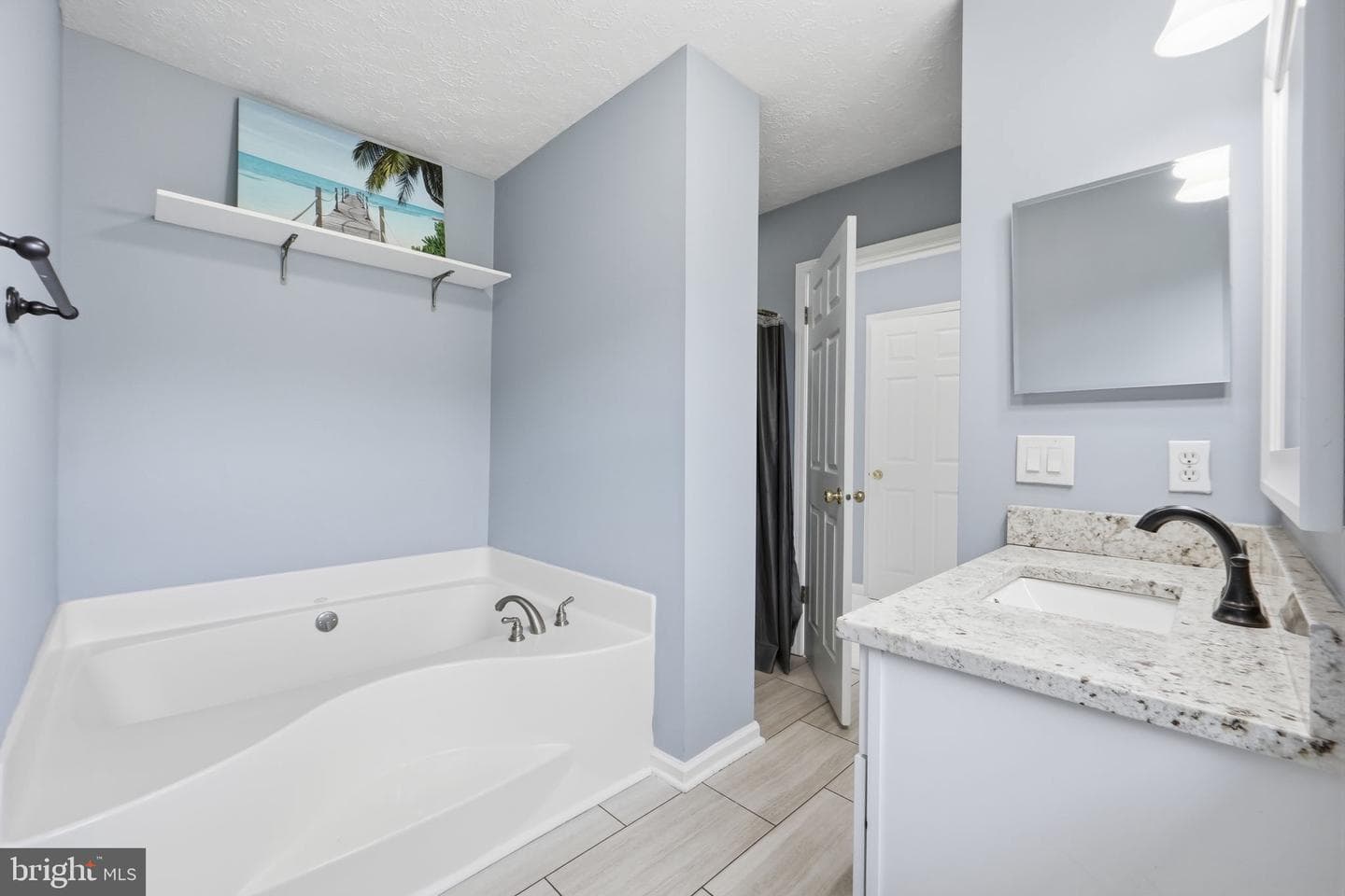 15001 Fleetwood Drive photo 28