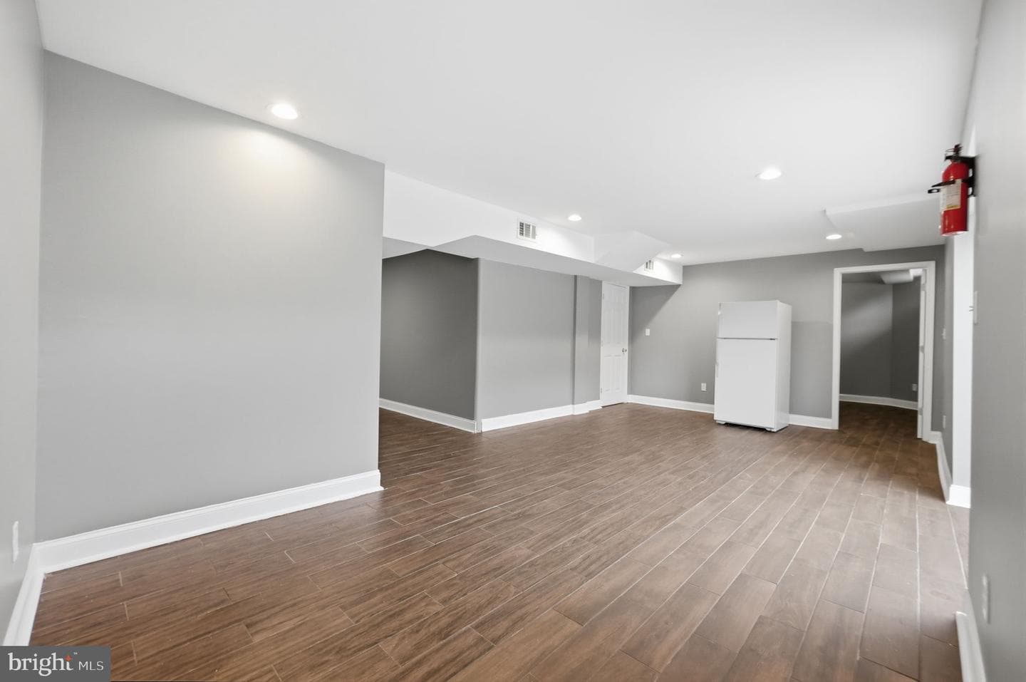15001 Fleetwood Drive photo 36