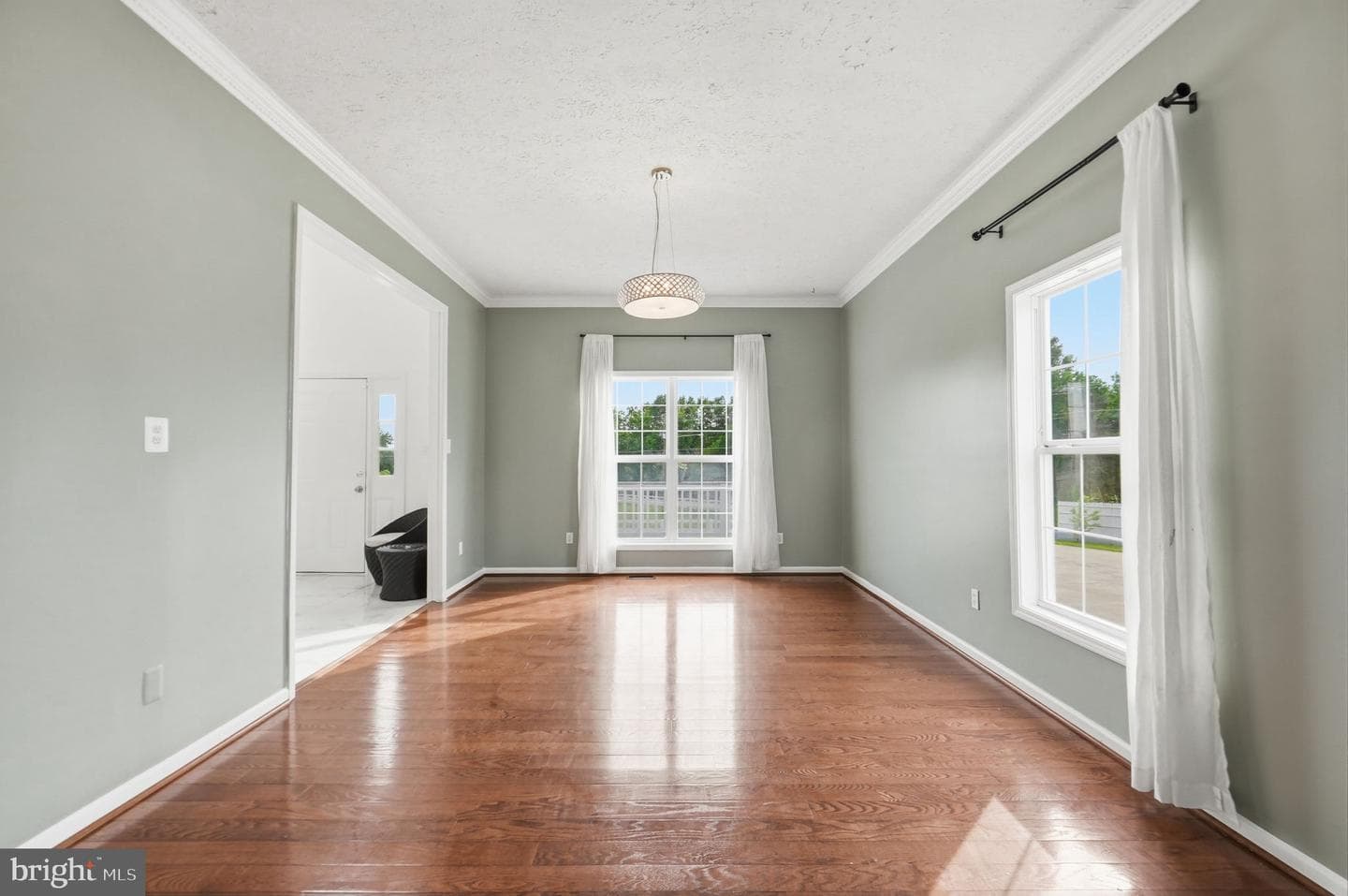 15001 Fleetwood Drive photo 7