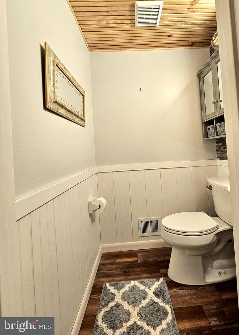 15110 Catalpa Court photo 25