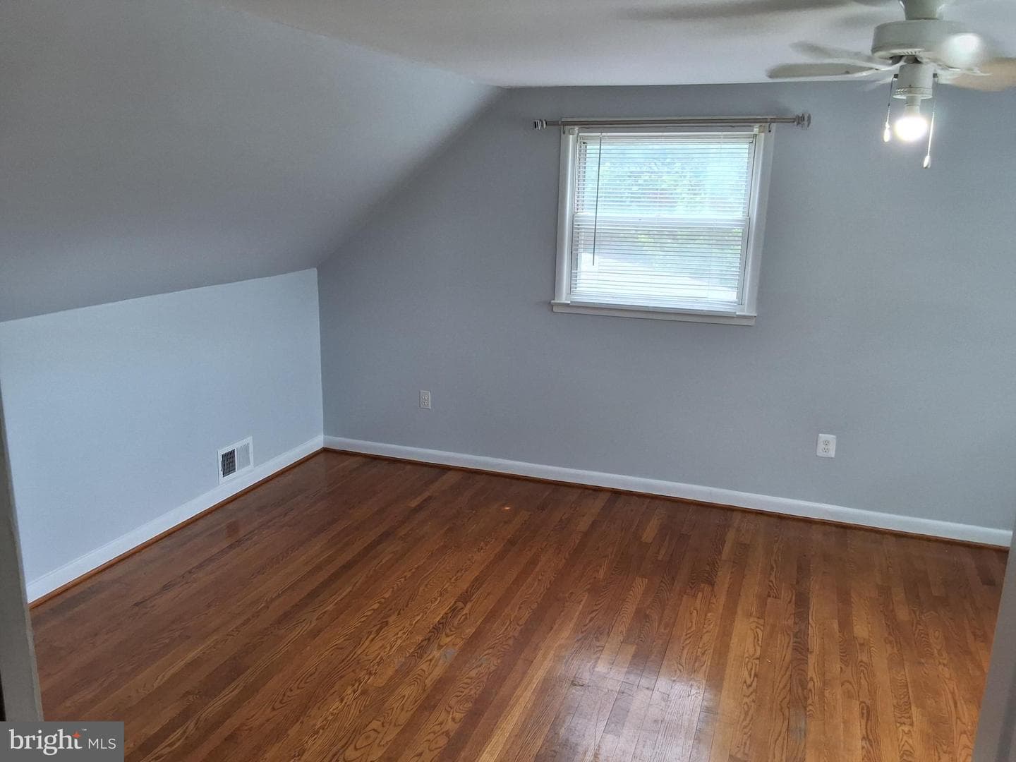9717 Lomond Drive photo 25
