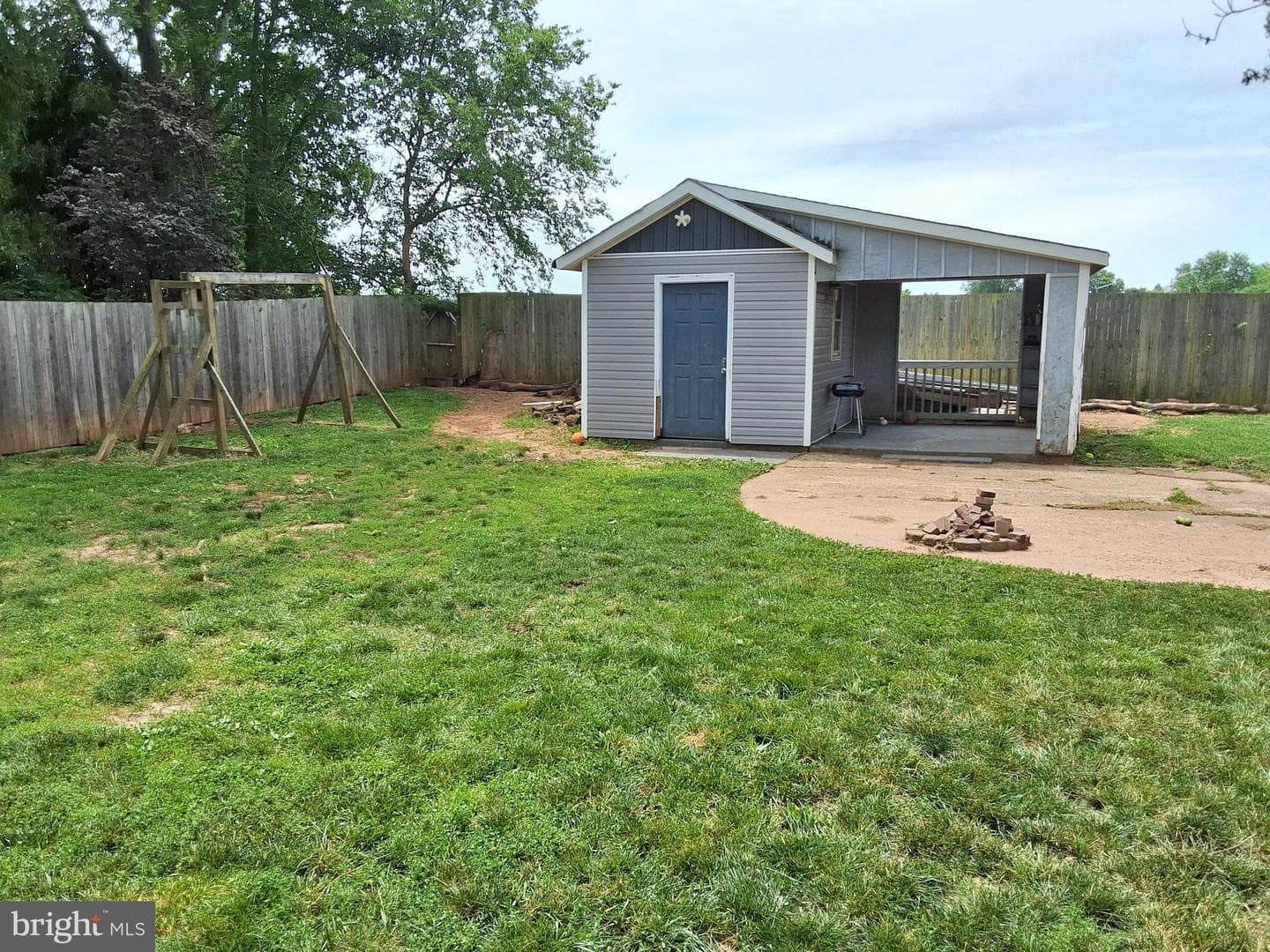9717 Lomond Drive photo 31