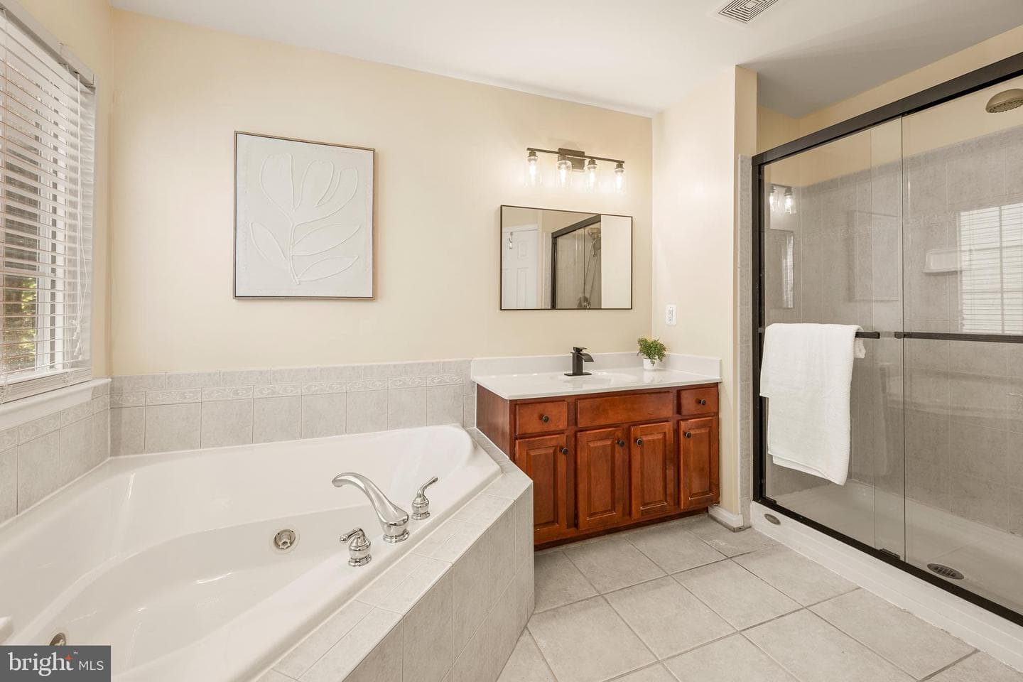 5301 Gunston Hall Drive photo 25