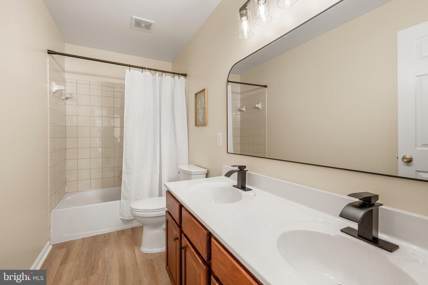5301 Gunston Hall Drive photo 29